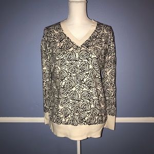 🛍 4/$24 🛍 Lovely Floral Print Gap Sweater